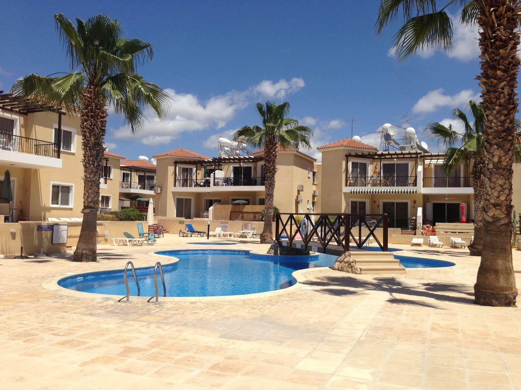 Paphos Sirena Sunrise, Apartment 4 מראה חיצוני תמונה