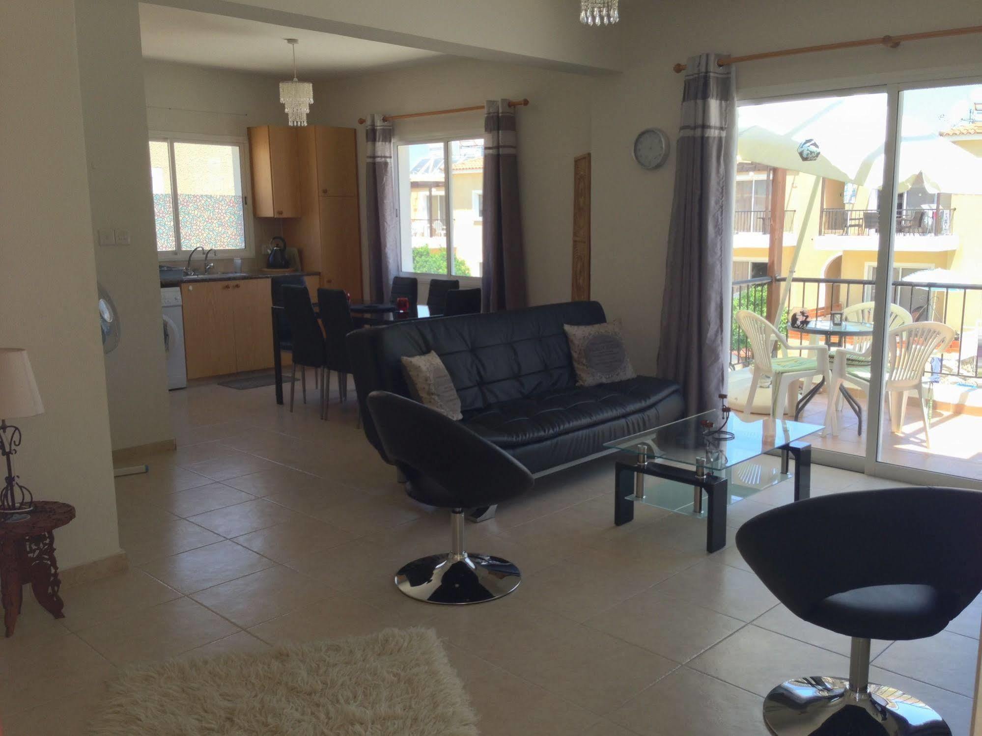 Paphos Sirena Sunrise, Apartment 4 מראה חיצוני תמונה